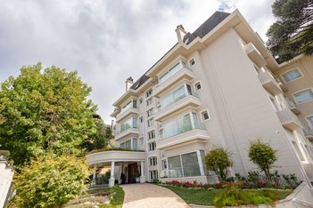 apartment em Rua Emilio Sorgetz, Centro - Gramado - RS