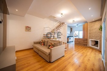 house em Estrada Municipal Walter Steurer, Chácara Pavoeiro - Cotia - SP