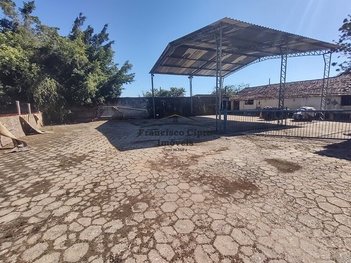 business em Rua Alberto Barbeta, Pedregulho - Guaratinguetá - SP