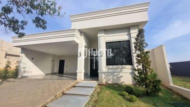 house em Praça Rio Preto, Centro - Bady Bassitt - SP