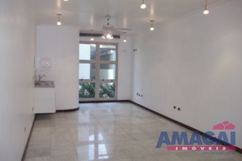 office em Rua Capitão João José de Macedo, Centro - Jacareí - SP