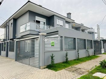 house em Rua dos Guamirins, Igara - Canoas - RS