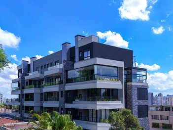 apartment em Rua Fernando Amaro, Cristo Rei - Curitiba - PR
