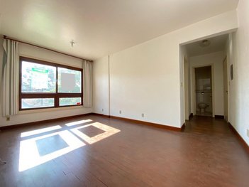 apartment em Rua Doutor Prudente de Moraes, Chácara das Pedras - Porto Alegre - RS