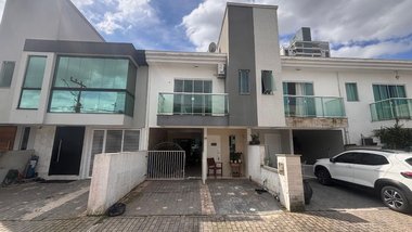 house em Rua Acari Antônio Moser, Dom Bosco - Itajaí - SC