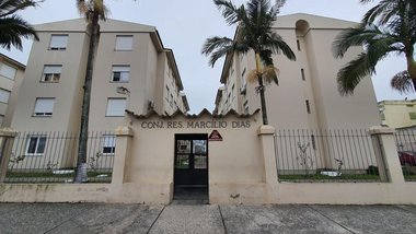 apartment em Rua Marcílio Dias, Centro - Pelotas - RS