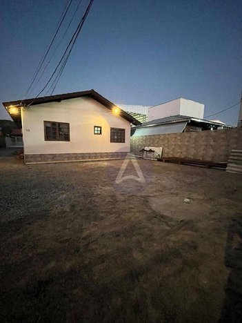house em Rua Laureano, Campeche - Florianópolis - SC
