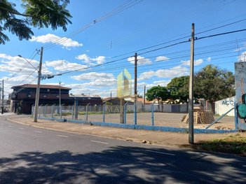 commercial_land_lot em Avenida Paulo Roberto Cavalheiro Coelho, Parque do Castelo - Franca - SP