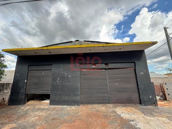 commercial_building em Avenida Vital Brasil, Jardim Alvorada - Maringá - PR
