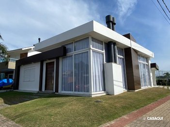 house em Rua Rio Divisa, Centro - Xangri-Lá - RS