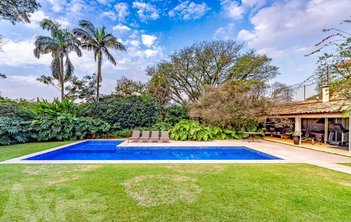 house em Rua das Tuias, Cidade Jardim - São Paulo - SP