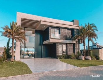 house em Rua Rio Jacuí, Centro - Xangri-Lá - RS