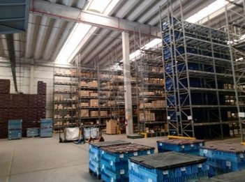 industrial em Rua Jussara, Jardim Santa Cecília - Barueri - SP