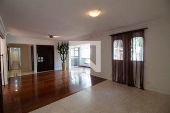 apartment em Rua Pascal, Campo Belo - São Paulo - SP