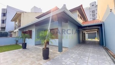house em Rua Zeev Jabotinski, Jardim Itu - Porto Alegre - RS