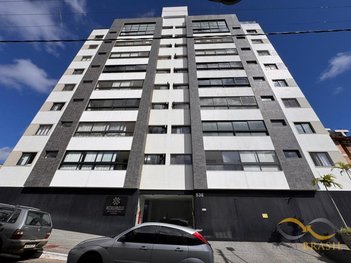 apartment em Rua Bernardino Macieira, Centro - Lavras - MG