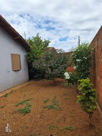 house em Rua Treze, Vila Piloto - Três Lagoas - MS