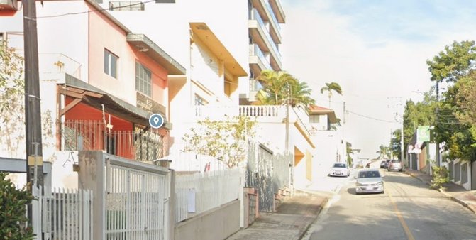 Cômodo Condomínio