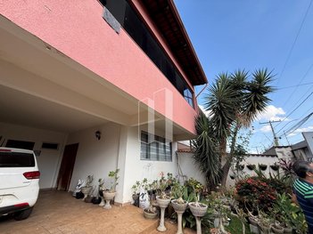 house em Rua C184, Jardim América - Goiânia - GO