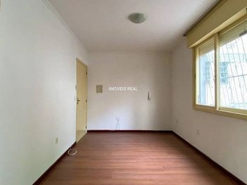 apartment em Rua General Salustiano, Centro Histórico - Porto Alegre - RS