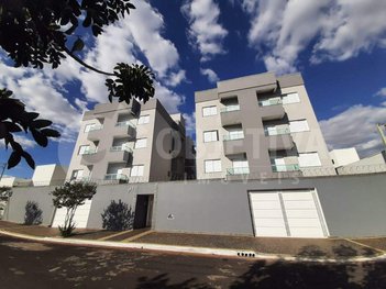 apartment em Rua João Nunes Ribeiro, Alto Umuarama - Uberlândia - MG