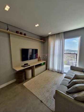 apartment em Avenida Paulo Benassi, Cidade Luiza - Jundiaí - SP