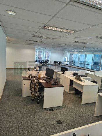 office em Avenida Engenheiro Luiz Carlos Berrini, Cidade Monções - São Paulo - SP