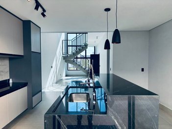 house em Rua Christiano Seleguin, Jardim Mantova - Indaiatuba - SP