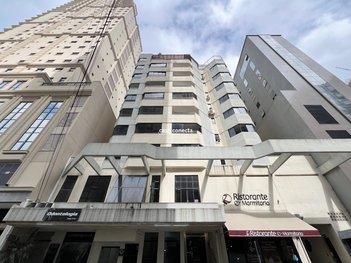 apartment em Rua 236, Meia Praia - Itapema - SC