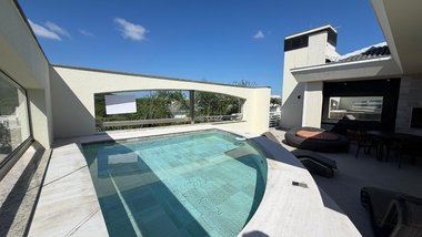 apartment em Avenida dos Dourados, Jurerê Internacional - Florianópolis - SC