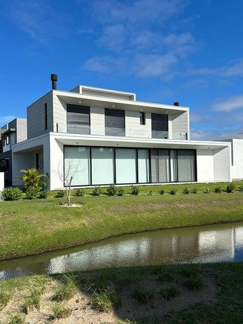 house em Avenida Paraguassu, Centro - Xangri-Lá - RS