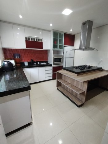 house em Rua Apuiarés, Parque Xangri-Lá - Contagem - MG