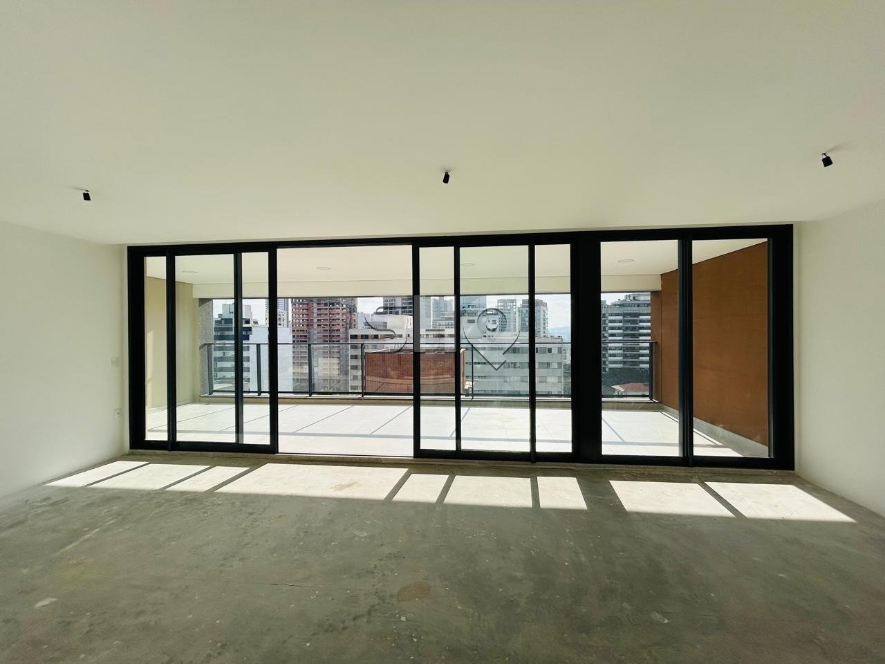 WhatsApp Image 2025-11-10 at 16.21