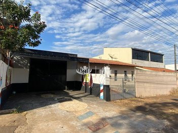 house em Avenida José Ventura Pinto, Califórnia - Londrina - PR