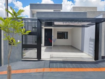 house em Rua Araucária, Jardim Pinheiros II - Maringá - PR