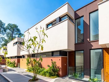 house em Avenida Professor Rubens Gomes de Souza, Jardim Cordeiro - São Paulo - SP