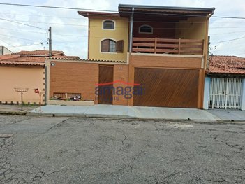 house em Rua Gusmão Nogueira Porto, Cidade Jardim - Jacareí - SP