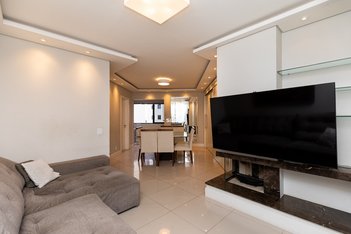 apartment em Rua Herculano Carlos Franco de Souza, Água Verde - Curitiba - PR