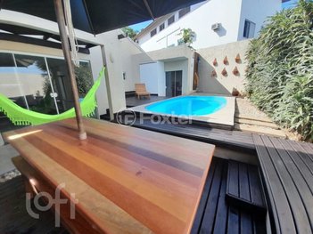 house em Rua Magalhães, Jurerê - Florianópolis - SC
