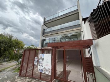 apartment em Rua Luiz Voelcker, Três Figueiras - Porto Alegre - RS