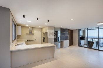apartment em Travessa Percy Withers, Água Verde - Curitiba - PR