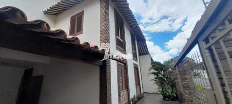 house em Rua Professor Carlos Pereira da Silva, Belvedere - Belo Horizonte - MG