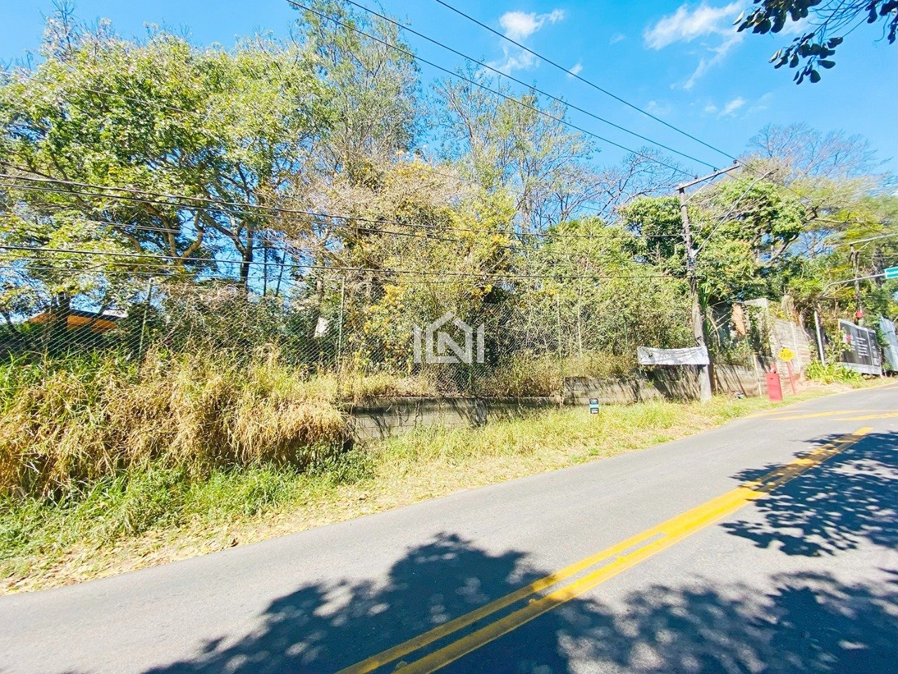terreno a venda no condominio vila diva