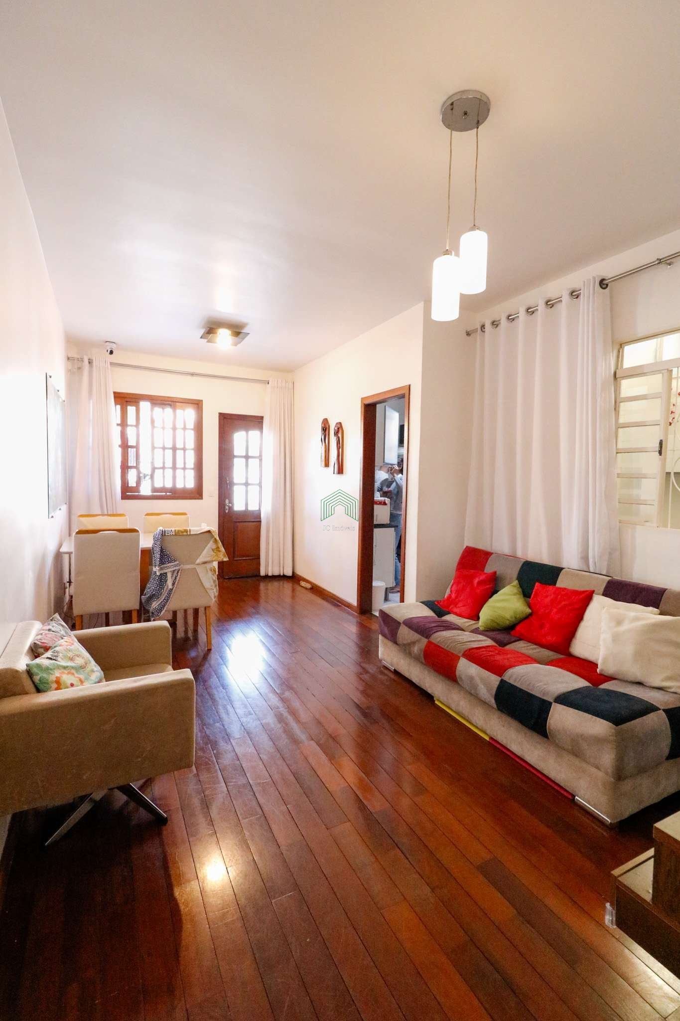 Casa com 2 quartos — Buritis, Belo Horizonte
