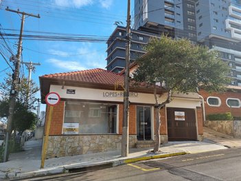 house em Rua Prudente de Moraes, Centro - Botucatu - SP