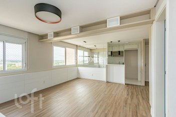 apartment em Rua Irmão Félix Roberto, Humaitá - Porto Alegre - RS