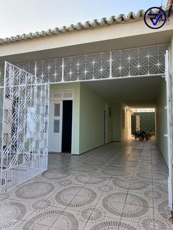 house em Rua João Leonel, Cidade dos Funcionários - Fortaleza - CE