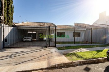 house em Rua Pioneiro Benjamin Fernandes Dias, Jardim Iguaçu - Maringá - PR