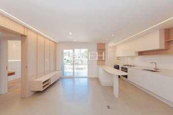 apartment em Rua Rosa Kaint Nadolny, Campo Comprido - Curitiba - PR