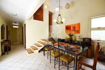 house em Verissimo Rosa, Jardim Botânico - Porto Alegre - RS